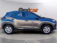 Usado Toyota Yaris Hybrid Active 116 CV (85 kW) 2025 Gris