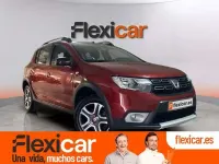 Käytetty Dacia Sandero Stepway 90 HP (66 kW) 2020 Punainen Sedan