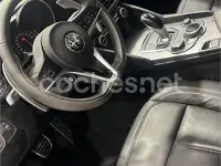 Usado Alfa Romeo Giulia Super 150 CV (110 kW) 2017 Gris / plata Berlina