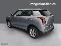 Usado KGM Tivoli 135 CV (99 kW) 2025 Gris / plata SUV