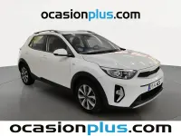 Usado Kia Stonic 101 CV (74 kW) 2025 Blanco SUV