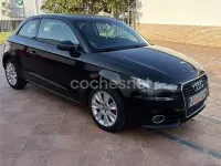Usado Audi A1 Attraction 105 CV (77 kW) 2010 Negro Utilitario