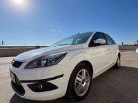 Usado Ford Focus Trend 115 CV (84 kW) 2009 Blanco
