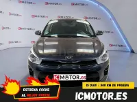 Usado Kia Rio GT-Line 120 CV (88 kW) 2019 Gris / plata Berlina