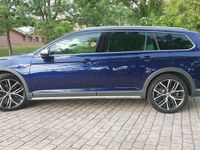 Usado VW Passat Alltrack 190 CV (139 kW) 2019 Azul Familiar