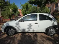 Usado Opel Corsa Edition 75 CV (55 kW) 2003 Blanco Utilitario
