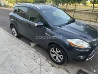 Usado Ford Kuga Trend 136 CV (100 kW) 2010 Gris / plata SUV