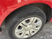 Usado Skoda Fabia 60 CV (44 kW) 2010 Rojo Berlina