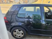 Usado VW Golf IV Highline 110 CV (80 kW) 2000 Negro Berlina