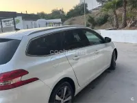 Usado Peugeot 308 SW Allure 120 CV (88 kW) 2015 Blanco Familiar