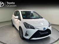 Usado Toyota Yaris Hybrid Active 100 CV (73 kW) 2020 Blanco Berlina