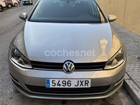 Usado VW Golf VII Advance 110 CV (80 kW) 2017 Gris / plata Familiar