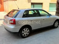 Usado Audi A3 Ambiente 102 CV (75 kW) 2002 Gris / plata Utilitario