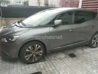 Usado Renault Scénic Zen 140 CV (102 kW) 2019 Gris / plata Monovolumen