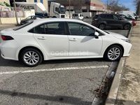 Begagnad Toyota Corolla Business Edition 122 HK (89 kW) 2022 Vit Sedan