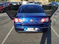 Usado VW Passat Highline 140 CV (102 kW) 2008 Azul Berlina