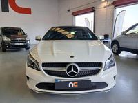 Usado Mercedes CLA220 156 CV (114 kW) 2017 Blanco Berlina