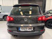 Usado VW Tiguan 140 HP (102 kW) 2008 Cinzento SUV
