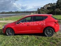 Usado Seat Leon CONNECT 110 CV (80 kW) 2016 Rojo Berlina