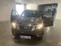Usado Nissan Navara 190 CV (139 kW) 2015 Marrón Pickup/Camioneta