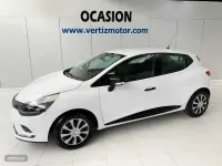 Usado Renault Clio Business 75 CV (55 kW) 2019 Blanco