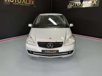 Usado Mercedes A180 Avantgarde 109 CV (80 kW) 2009 Gris Utilitario