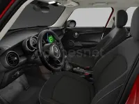 Usado Mini ONE 102 CV (75 kW) 2019 Rojo Utilitario