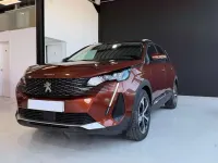 Usado Peugeot 5008 Active 130 CV (95 kW) 2021 Naranja SUV