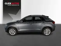 Usado VW T-Roc Life 110 CV (80 kW) 2024 Gris / plata SUV