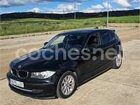 Usado BMW 118 122 CV (89 kW) 2007 Negro Utilitario