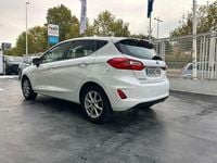 Usado Ford Fiesta Trend 86 HP (63 kW) 2018 Branco Sedan