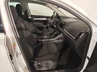 Usado Skoda Karoq Ambition 150 CV (110 kW) 2024 Blanco SUV