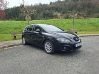 Usado Seat Leon Reference 105 CV (77 kW) 2010 Negro Utilitario