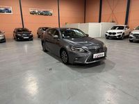 Usado Lexus CT200h Business Edition 136 CV (100 kW) 2020 Gris Utilitario