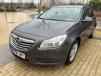 Usado Opel Insignia Sport 130 CV (95 kW) 2010 Gris / plata Familiar
