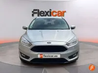 Usado Ford Focus Trend 125 CV (91 kW) 2018 Gris Utilitario