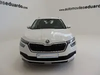 Usado Skoda Kamiq Ambition 110 CV (80 kW) 2021 Blanco SUV