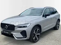 Usado Volvo XC60 Plus 250 CV (183 kW) 2025 Gris / plata SUV