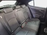 Usado Lexus UX Business Edition 183 CV (134 kW) 2022 Rojo SUV