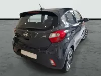 Usado Hyundai i10 79 CV (58 kW) 2025 Gris Utilitario