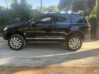 Usado VW Touareg 225 CV (165 kW) 2007 Negro SUV