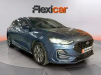 Usado Ford Focus ST-Line 125 CV (91 kW) 2023 Azul Berlina