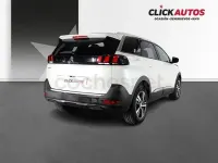 Usado Peugeot 5008 Allure 130 CV (95 kW) 2023 Blanco SUV
