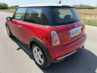 Usado Mini Cooper 116 CV (85 kW) 2005 Rojo Utilitario