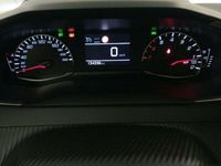 Usado Peugeot 2008 Active 110 CV (80 kW) 2021 Blanco SUV