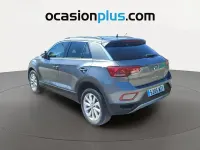 Usado VW T-Roc Life 115 CV (84 kW) 2024 Gris / plata SUV