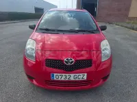 Usado Toyota Yaris 87 CV (63 kW) 2008 Rojo Utilitario
