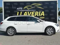 Usado Seat Leon CONNECT 110 CV (80 kW) 2016 Blanco Familiar