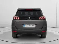 Usado Peugeot 5008 Allure 131 CV (96 kW) 2022 Gris SUV