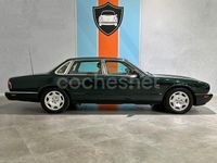 Usado Jaguar XJ 290 CV (213 kW) 2000 Verde Berlina